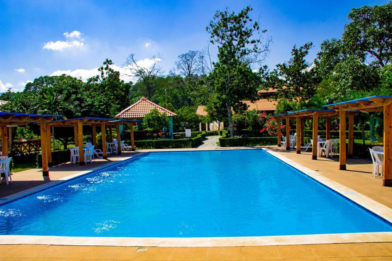 Rancho Guacamayos Hotel & Restaurantes Bonao Exterior foto