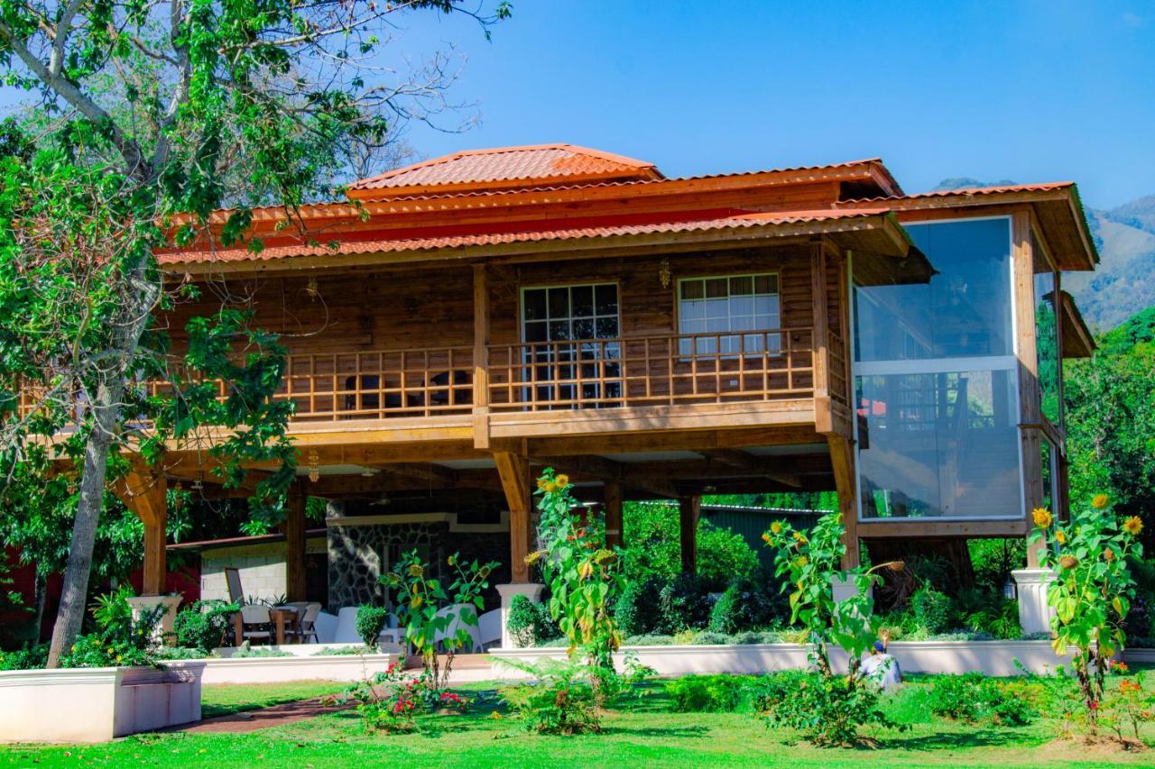 Rancho Guacamayos Hotel & Restaurantes Bonao Exterior foto